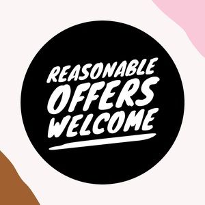 Make me a reasonable offer! 💋💋